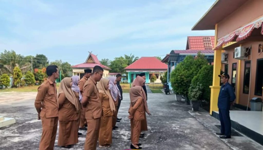 Apel Pagi Hari Senin, Ketua BPD Kelebuk Amanatkan untuk Terus Menjaga ...